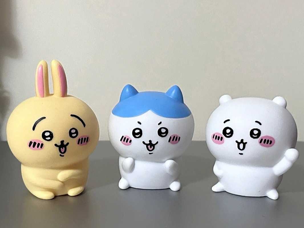 Cute Bunny Jiikawa Night Light Figurine – Soft Vinyl Desktop Toy Decor