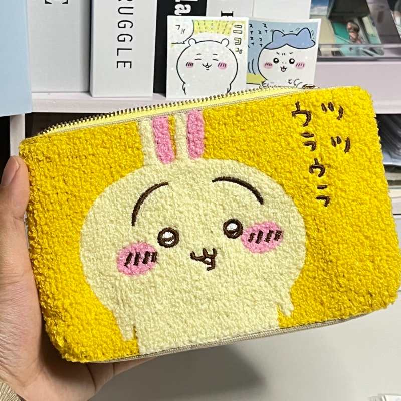 Chiikawa 漫画ぬいぐるみ刺繍コスメバッグ - 学生向けのかわいい大容量ペンケース