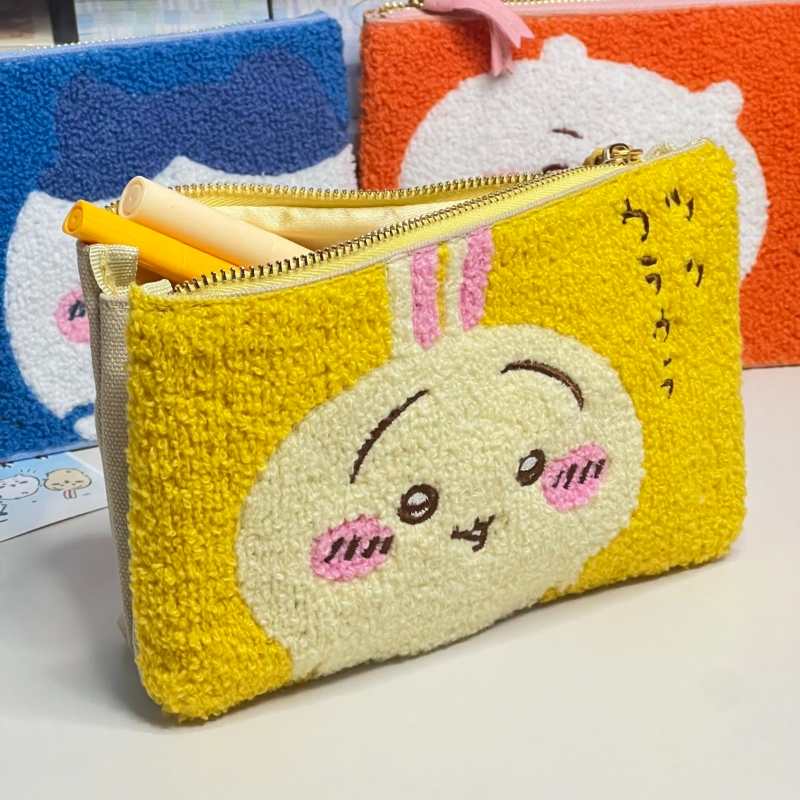 Chiikawa 漫画ぬいぐるみ刺繍コスメバッグ - 学生向けのかわいい大容量ペンケース