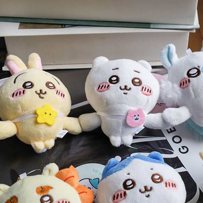 Juego de llaveros de felpa magnéticos de mano en mano de Chiikawa: Usagi, Hachiware, Chiikawa, Momonga, Shisa, Rakko