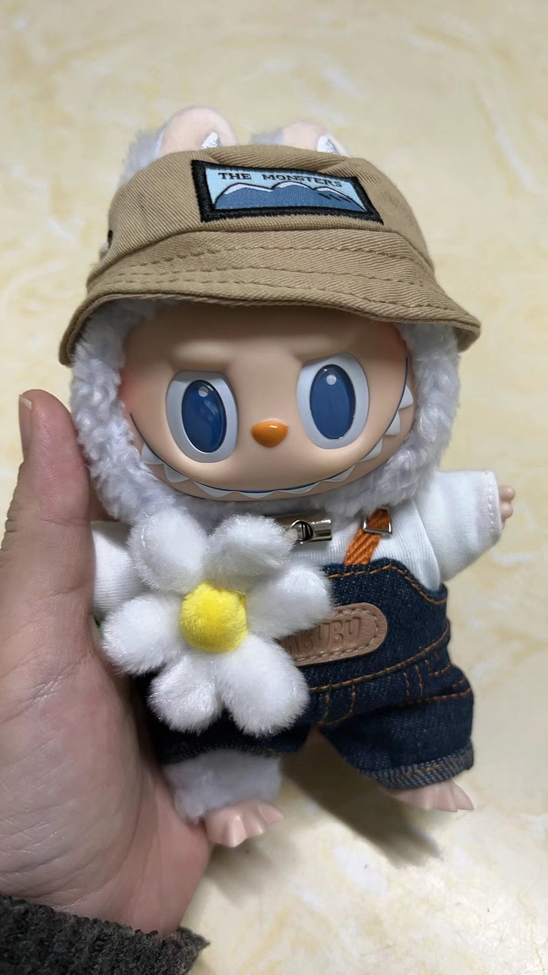 17cm Cute Labubu Vinyl Doll
