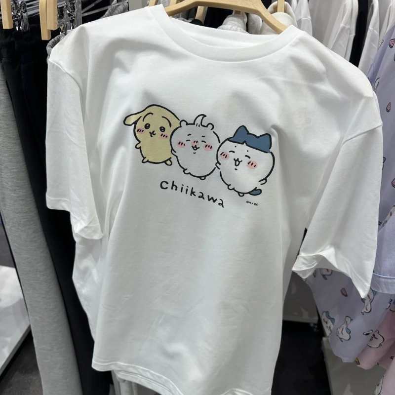 かわいいちいかわうさぎとハチワレモモンガのプリントTシャツ - ユニセックス半袖Tシャツ