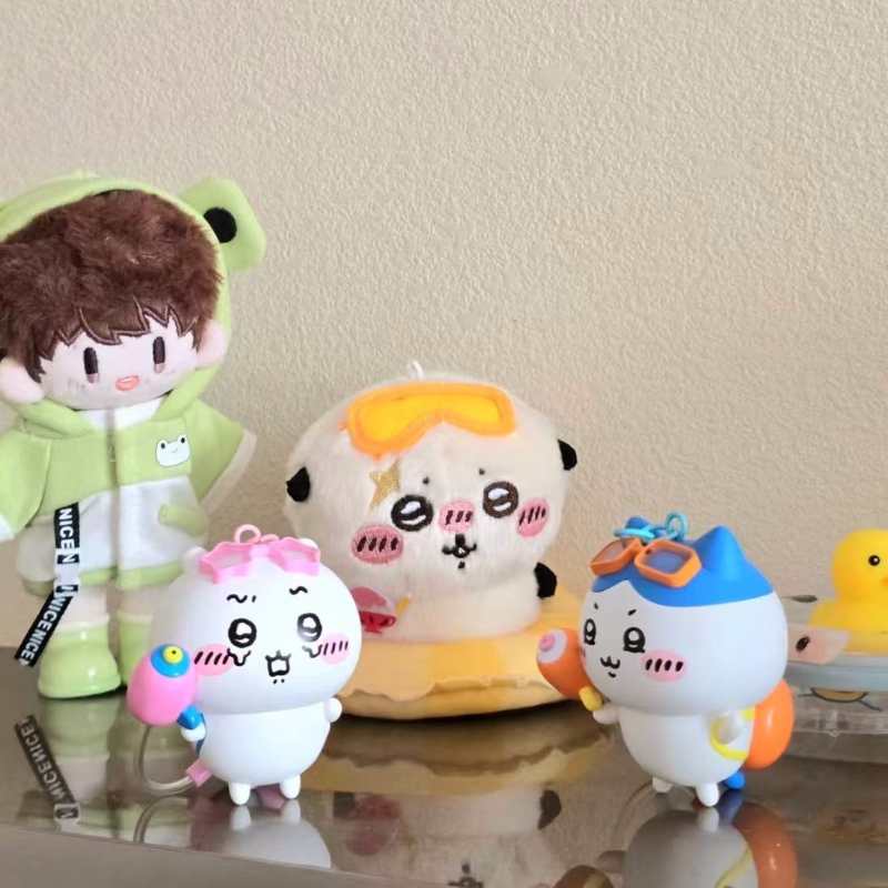 MINISO OFFICIAL| Chiikawa Usagi Momonga Hachiware Water Gun Keychain Pendant