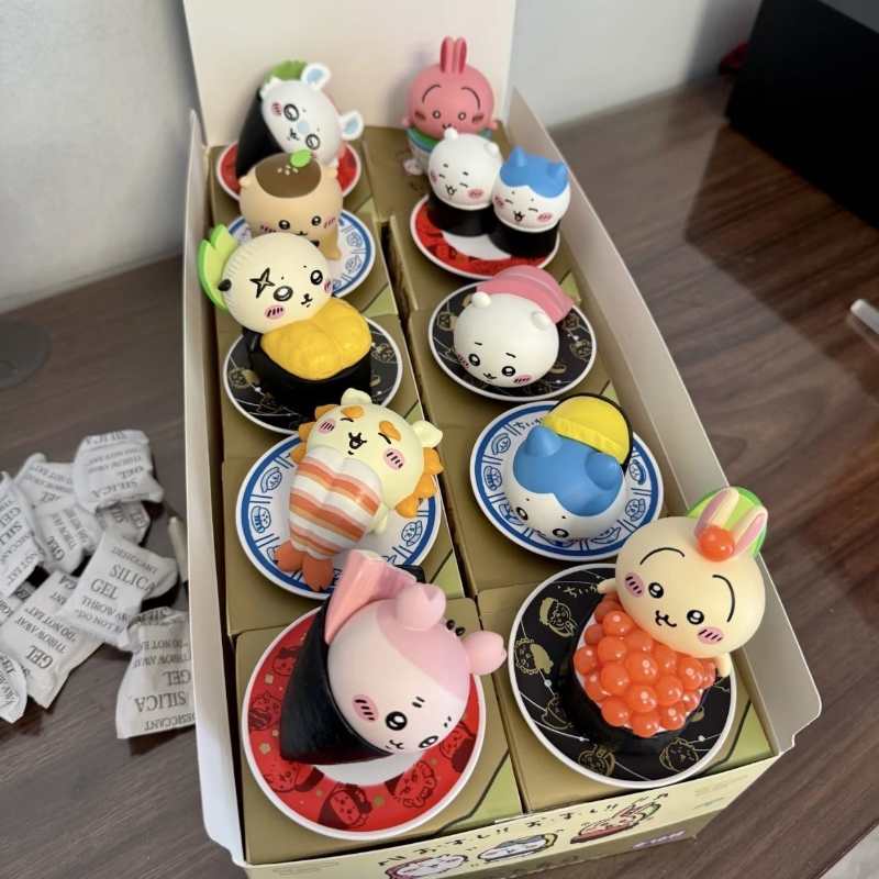 Chiikawa Sushi Series Blind Box – Kawaii Usagi & Chiikawa Figurine Desk Decor Anime Collectible