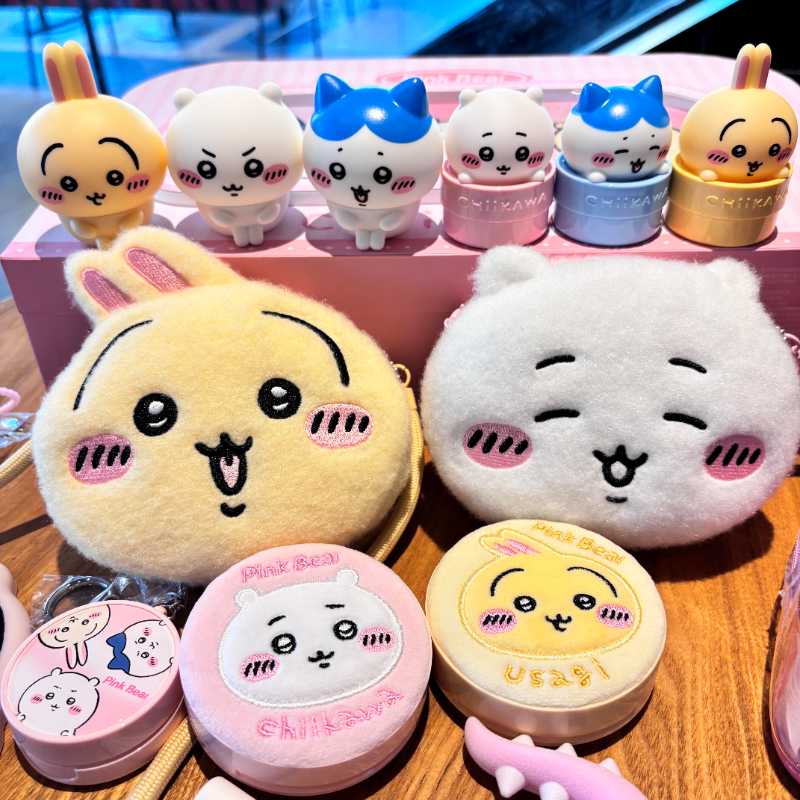 Chiikawa x Pinkbear Collaboration Make-up Set Box -Lip Gloss/Lip Mud/Eyeshadow Palette/Blush