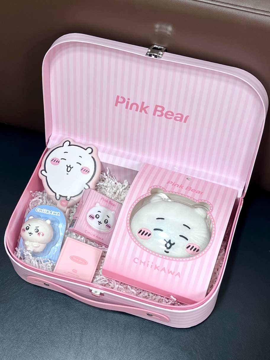 【New Arrival】PinkBear X CHIIKAWA Official Collaboration Make-up Gift Box | Limited Edition