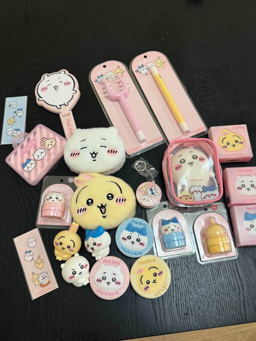 【New Arrival】PinkBear X CHIIKAWA Official Collaboration Make-up Gift Box | Limited Edition