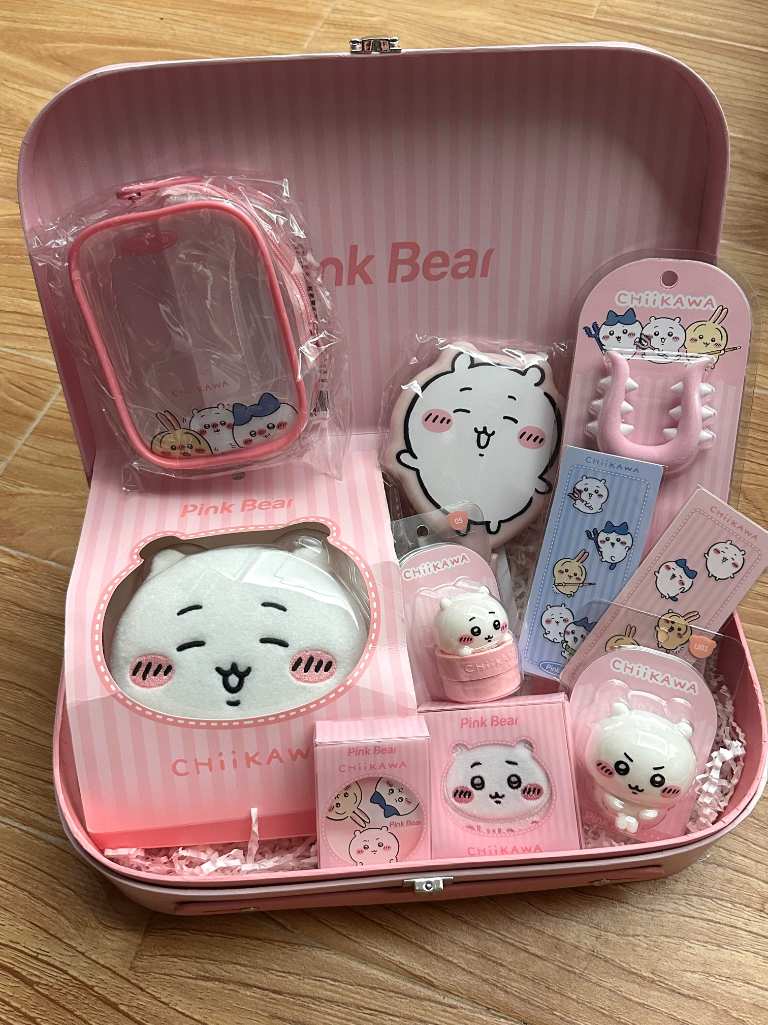 【New Arrival】PinkBear X CHIIKAWA Official Collaboration Make-up Gift Box | Limited Edition
