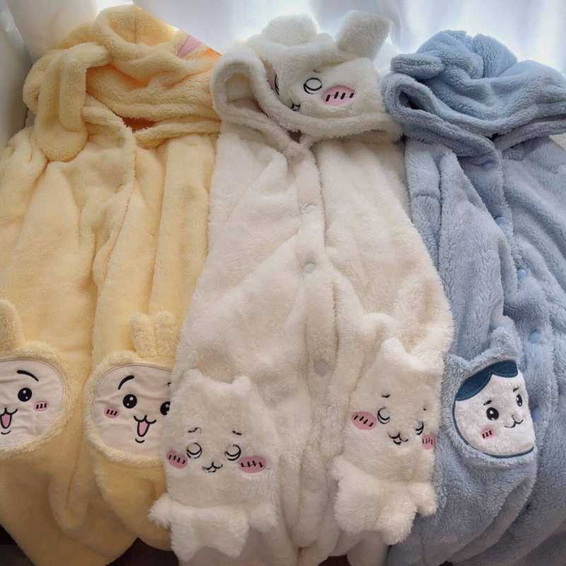 Winter Cute Cartoon Chiikawa Usagi Hachiware Hooded Robe Women Fleece Thickened Coral Fleece Loungewear Set