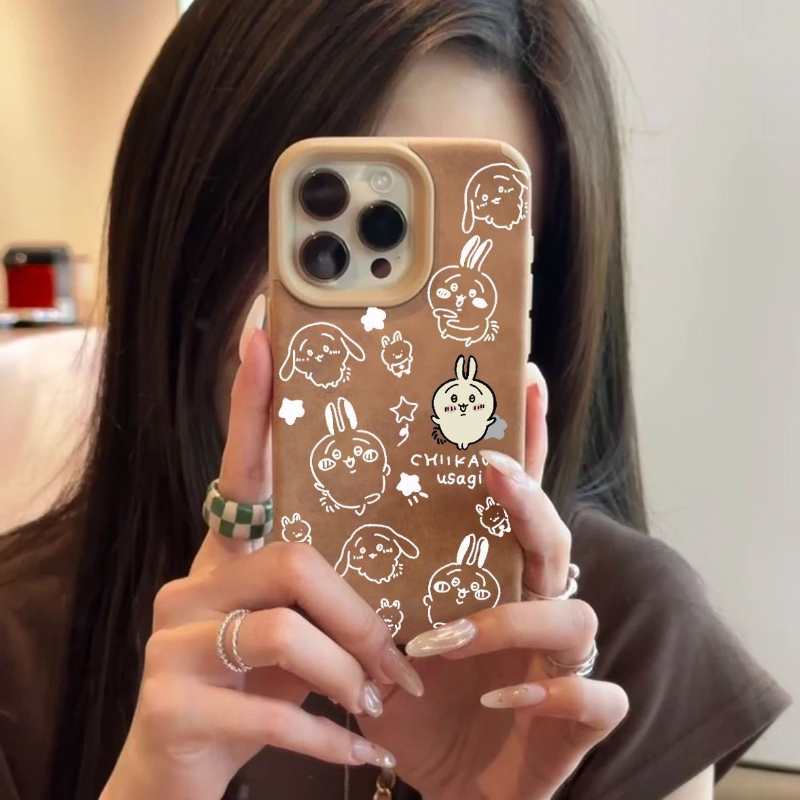 ちいかわうさぎ ハチワレミラー付きiPhoneケース(チェーン付き)ソフトカバー