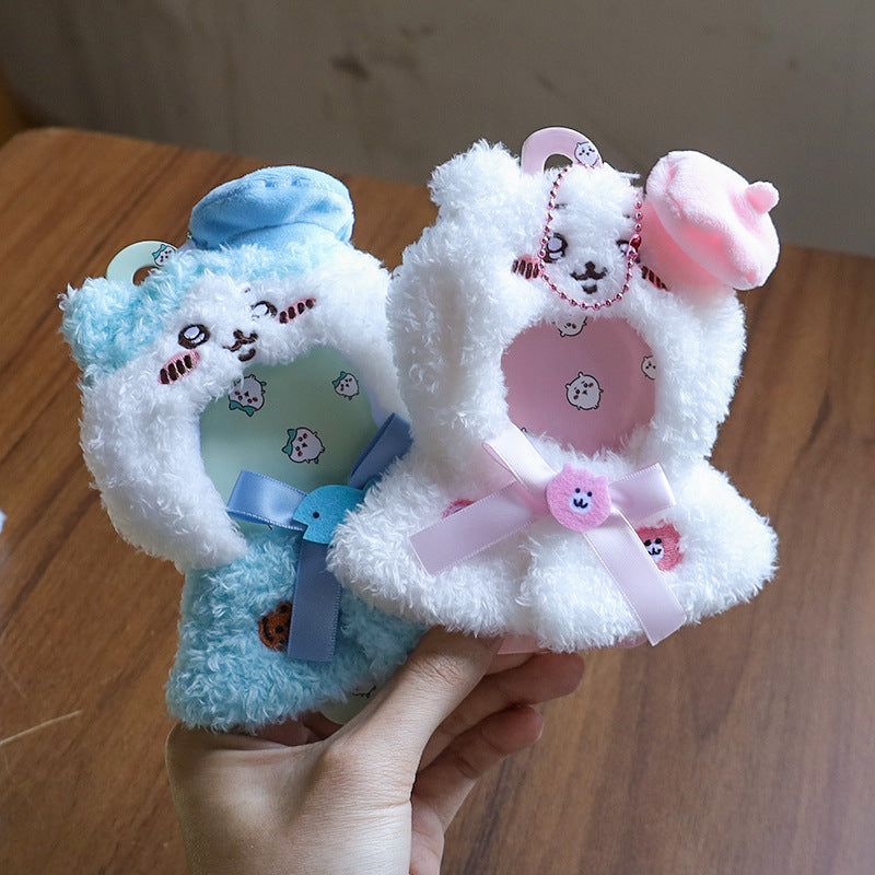 ちいかわ ハチワレ うさぎ ぬいぐるみペンダント 人形 ベビー服 小さな足 うさぎ 自虐的なクマ キーチェーン ケープ