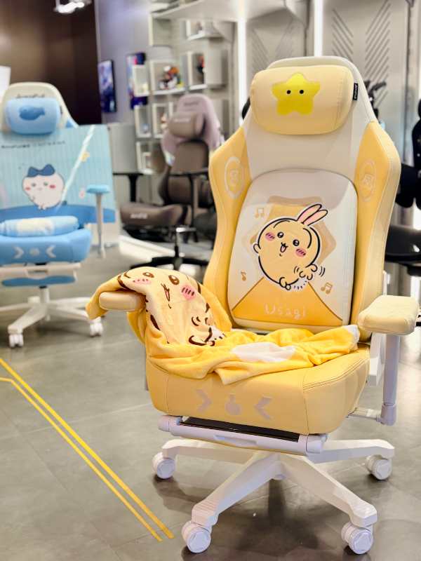 Chiikawa Usagi Hachiware Gaming Chair Ergonomic Computer Chair Cute Anime Office Desk Chair