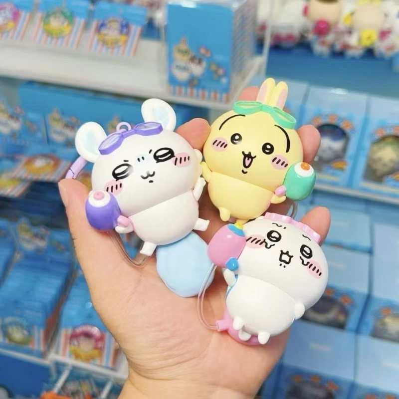 MINISO OFFICIAL| Chiikawa Usagi Momonga Hachiware Water Gun Keychain Pendant