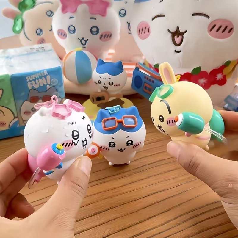 MINISO OFFICIAL| Chiikawa Usagi Momonga Hachiware Water Gun Keychain Pendant