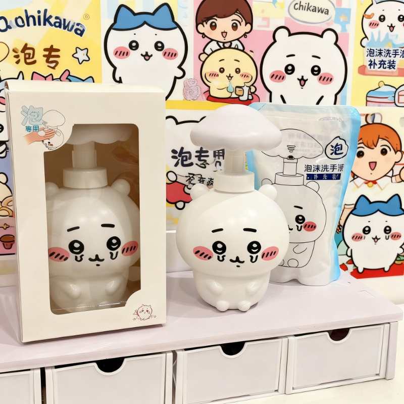 Chiikawa Mushroom Refillable Bottle – Cute Soap, Shampoo & Body Wash Dispenser