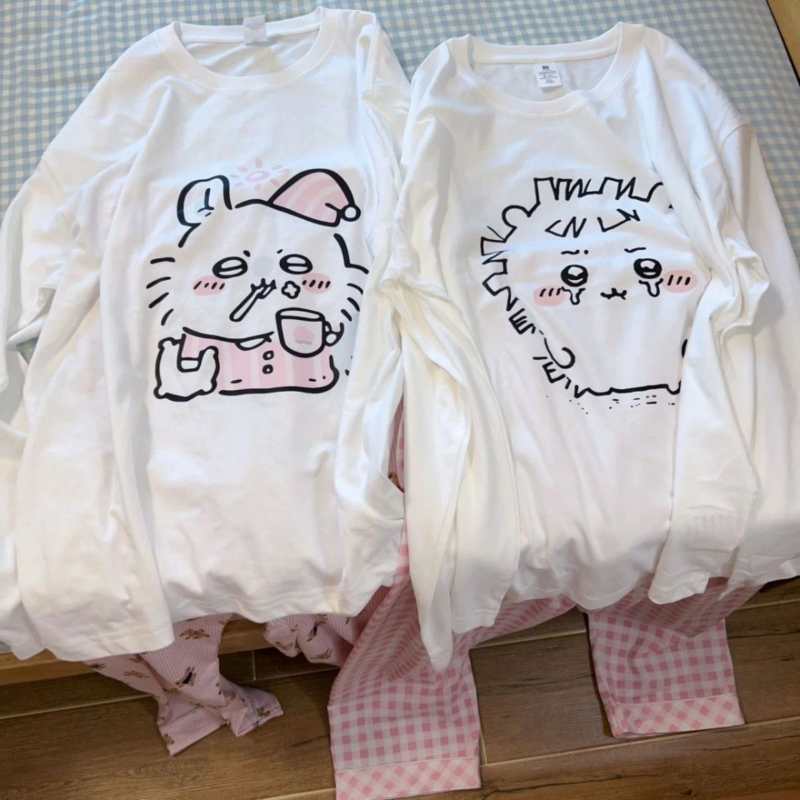 CHIikawa Momonga Cotton Long Sleeve T-Shirt – Unisex Loose Fit Graphic Top for Spring & Autumn