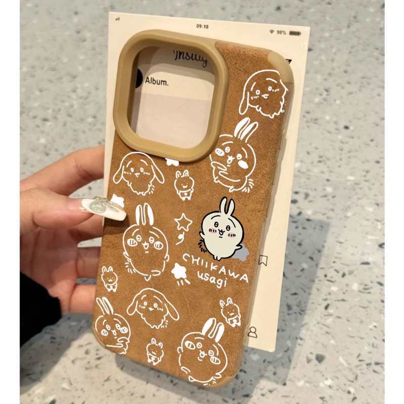 ちいかわうさぎ ハチワレミラー付きiPhoneケース（チェーン付き）ソフトカバー