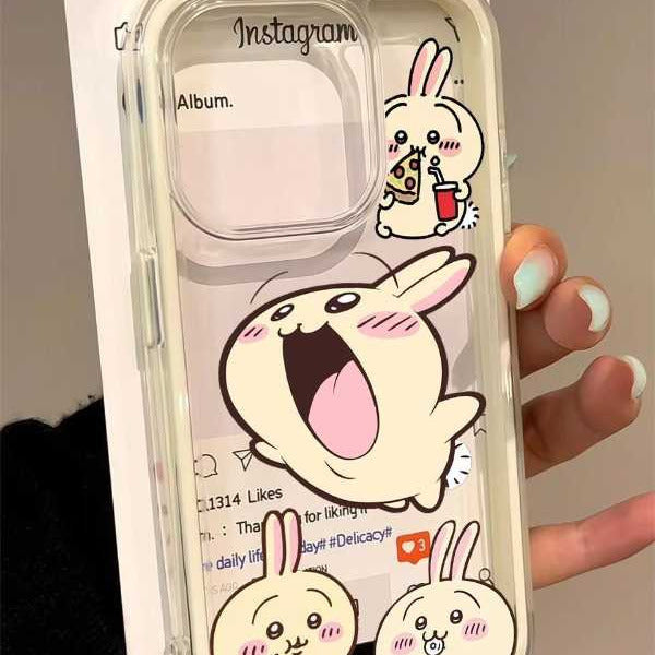 ちいかわうさぎ ハチワレミラー付きiPhoneケース（チェーン付き）ソフトカバー