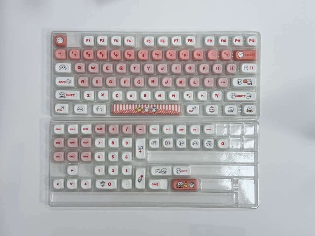 Chiikawa MOA Profile Keycaps Set with legends – Usagi, Hachiware, and Chiikawa