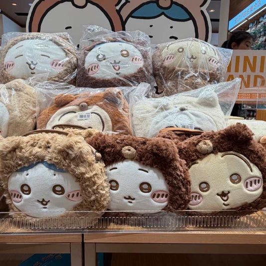 MINISO Official |Chiikawa Fluffy Bear Shoulder Bag – Cute Winter Plush Crossbody for Daily Commute & Gifts