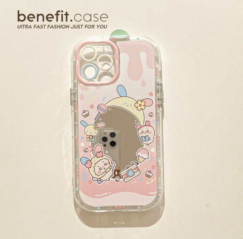 ちいかわうさぎ ハチワレミラー付きiPhoneケース（チェーン付き）ソフトカバー