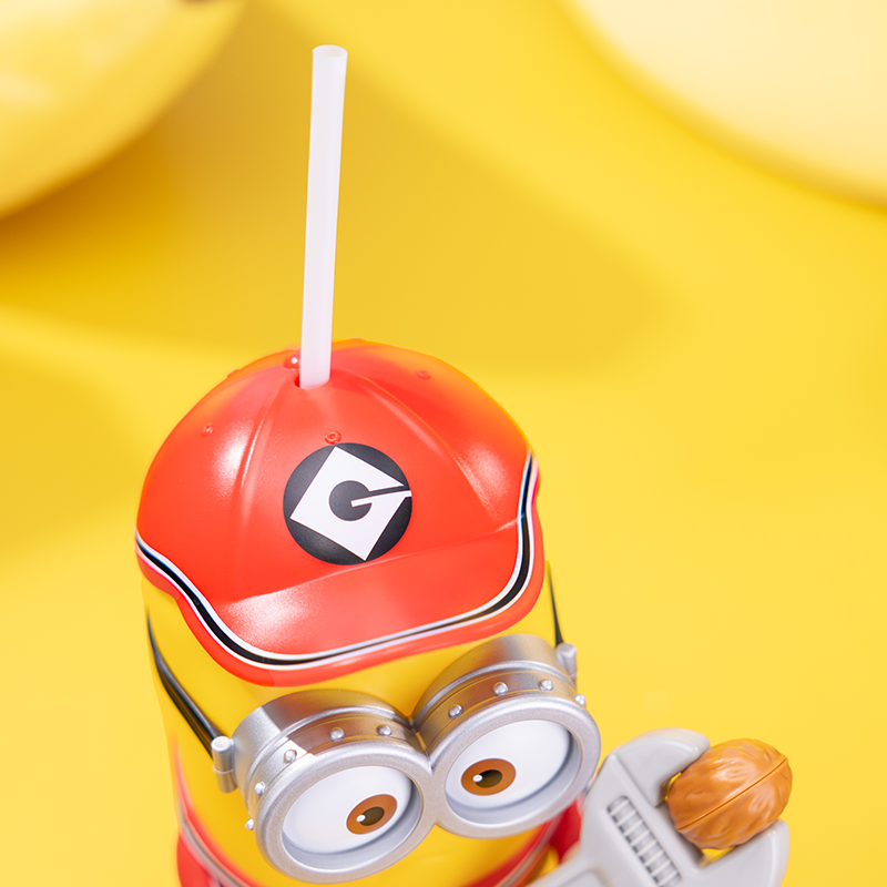 2025 New Minion Straw Cup - Official Universal Studios Water Bottle | Racer Design | Despicable Me 4 Collection | Adorably Cute Series