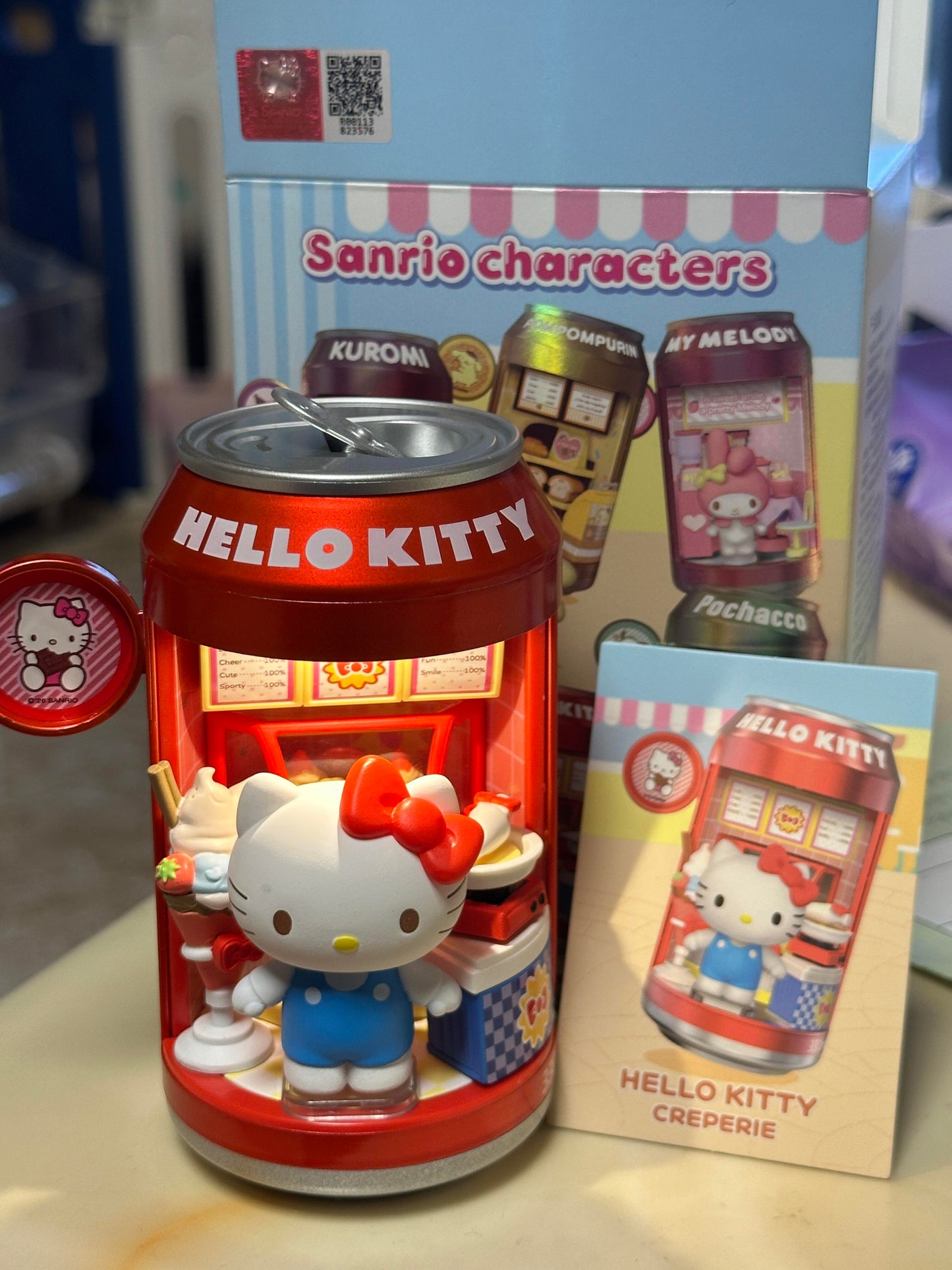 MINISO Official| Sanrio Family Mini Soda & Dessert Street Blind Box – Collectible Cute Toys